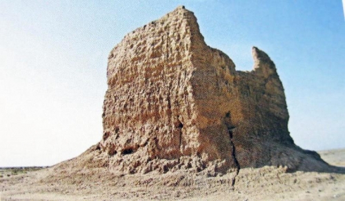 古代烽燧筑起西域军事和精神的城墙