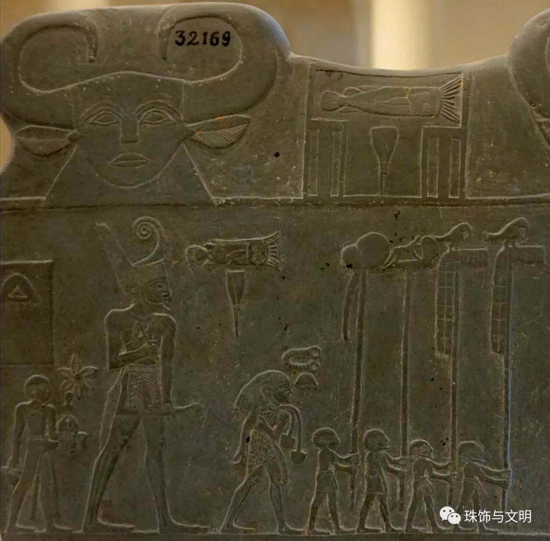约公元前3100年 , 开罗埃及博物馆    「古埃及法老时代的权杖头