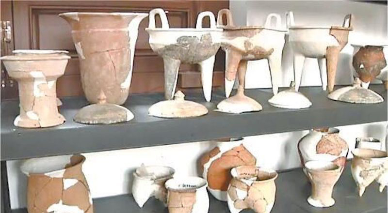 郭元咀遗址发现的部分陶器