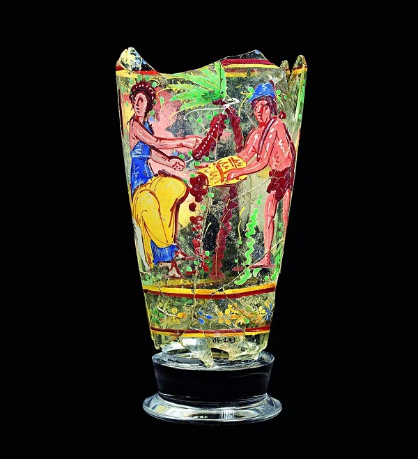 彩绘高足杯 贝格拉姆第10室 公元1世纪 玻璃 