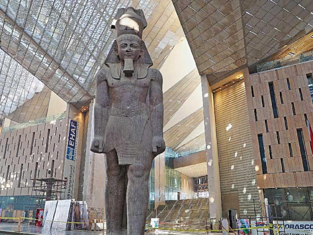 大埃及博物馆内部