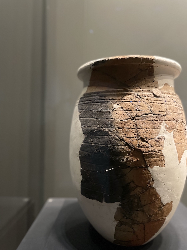 二里头夏都遗址博物馆展出的陶器