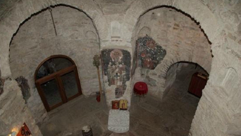 索波查尼修道院最值得骄傲的是它墙壁上的壁画