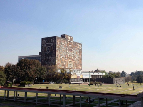 墨西哥国立自治大学大学城的核心校区是拉丁美洲最重要的标志性建筑之一